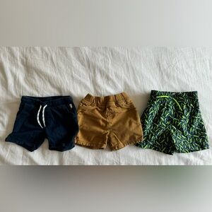 Baby boy shorts bundle of 3, size 12-18 months